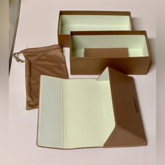 Burberry Camel Brown Leather Eyeglasses Case with Complete Set of Accessories - Picture 12 of 13